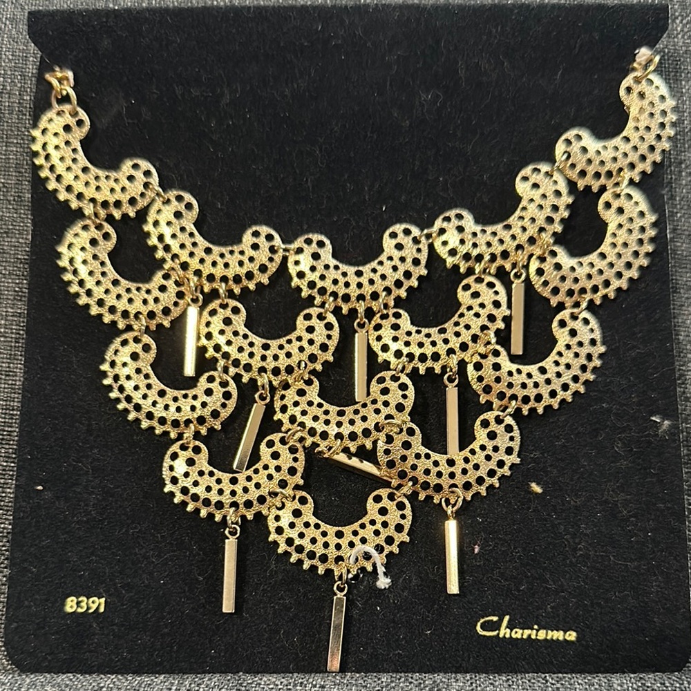 Sarah Coventry Gold Statement Necklace